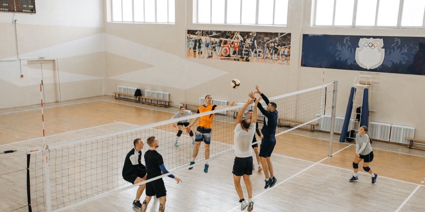 HUM volleyball fundraiser